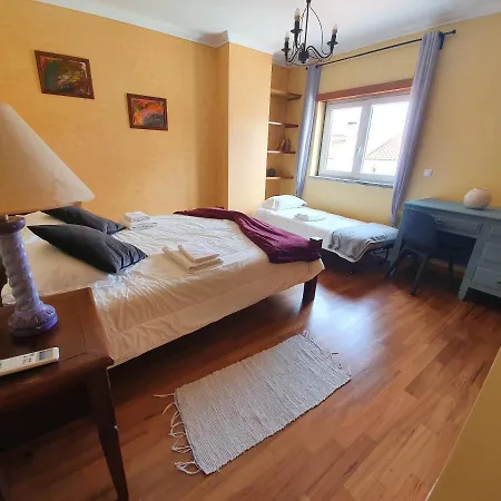 Mia's House فيلة